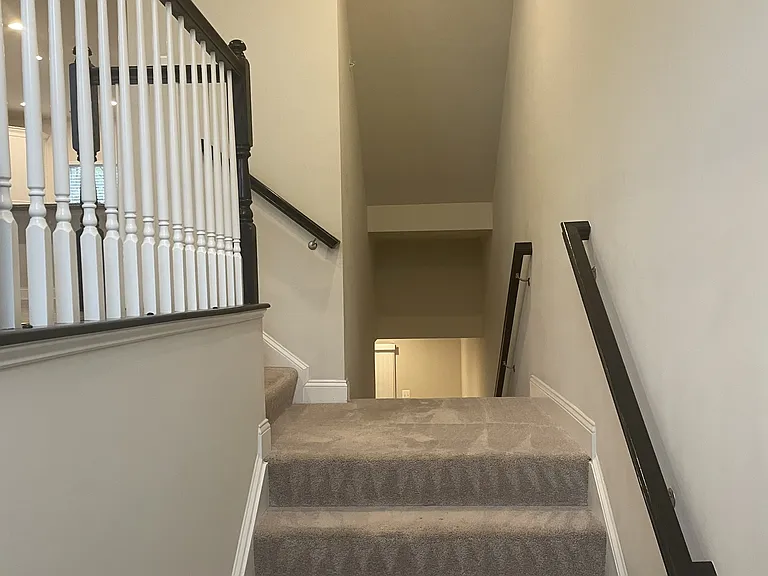 1527 Witchhazel Cir #1 — Photo 2
