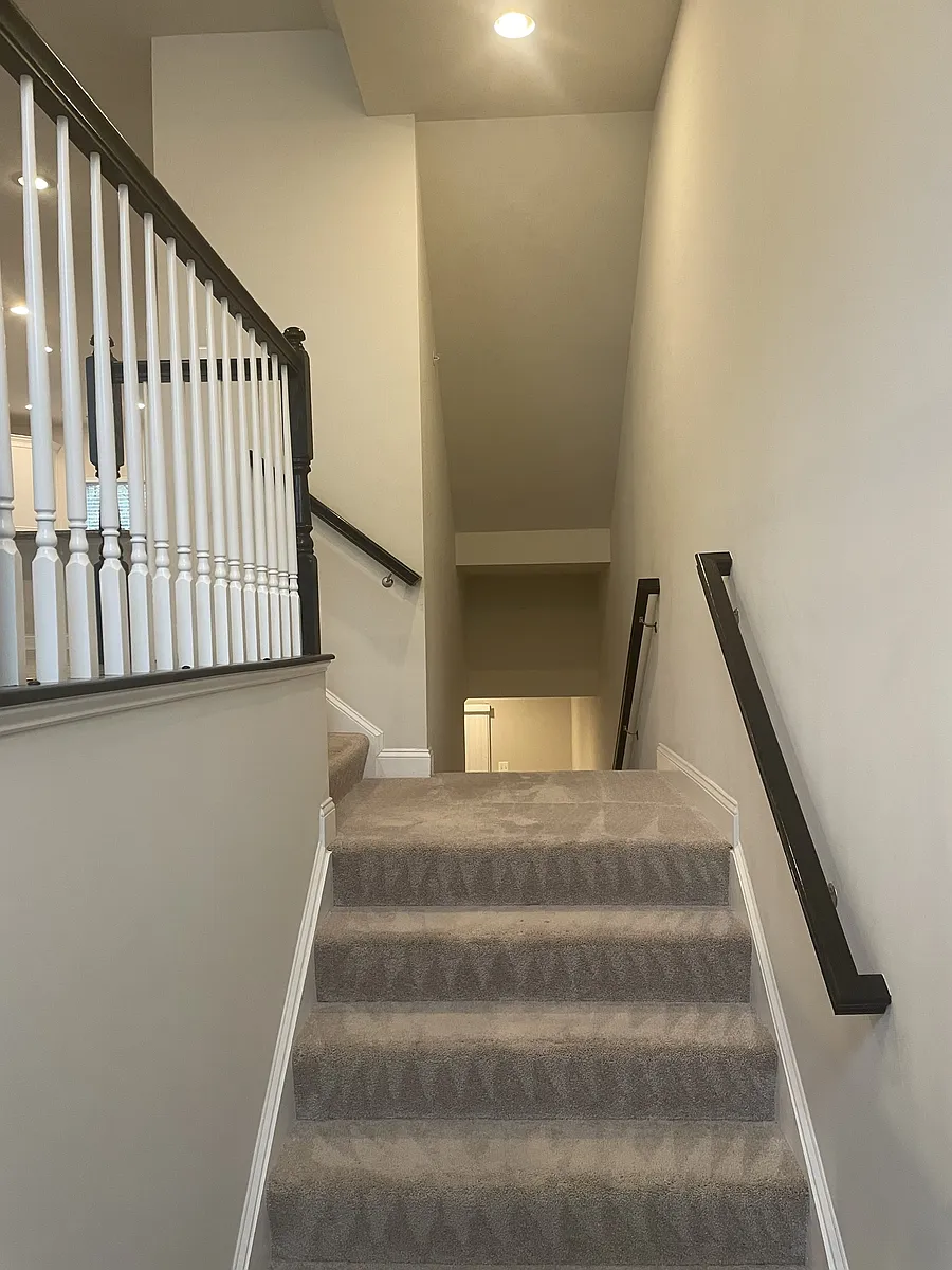 Building Photo - 1527 Witchhazel Cir #1