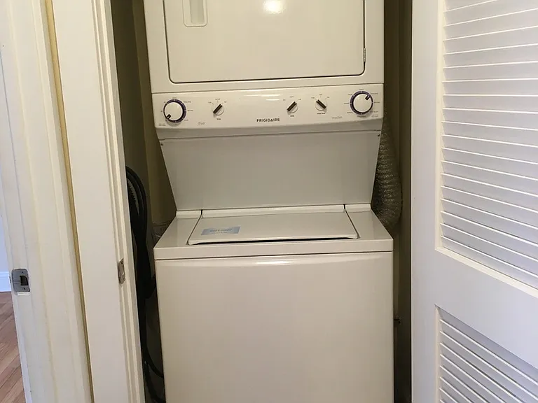1301-1303 W Columbia Ave #3 — Photo 8