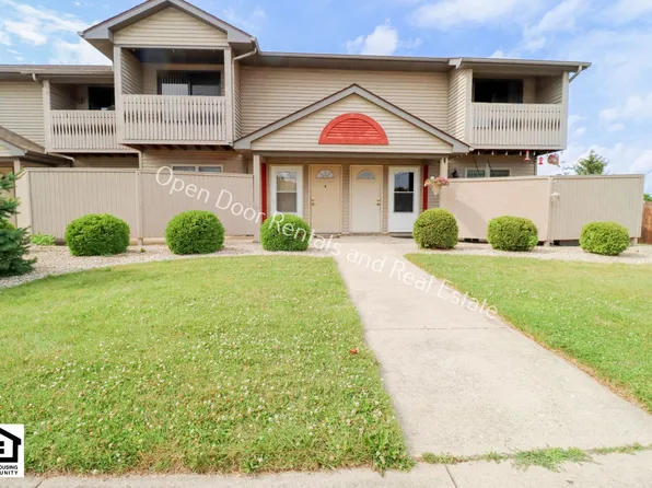 Castlewood Apartments