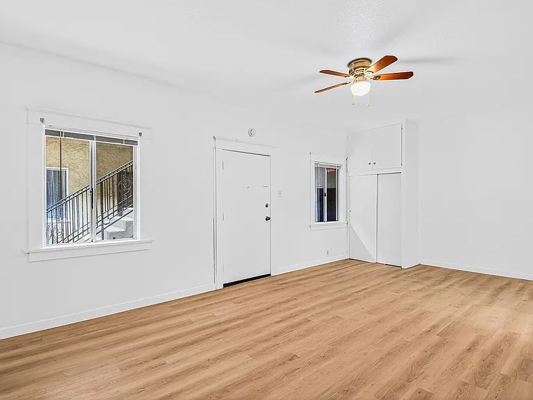 905 Cherry Ave. — Photo 6