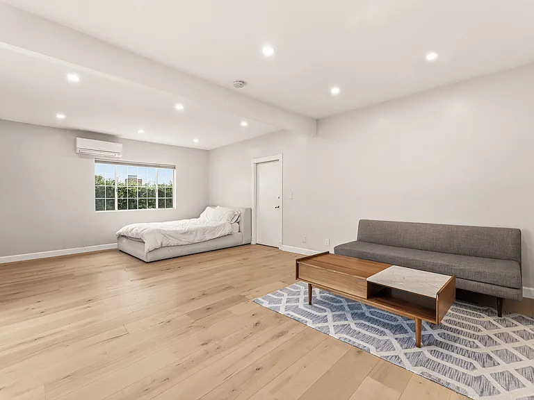 Gladiola Dr — Photo 18