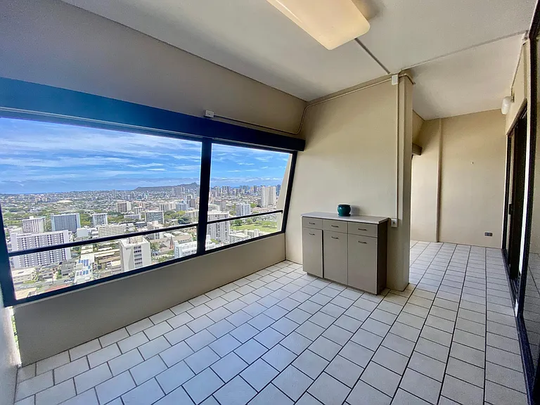 1717 Mott Smith Dr #Penthouse 3 — Photo 12