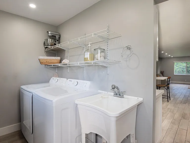 13487 Barwick Rd #B — Photo 19