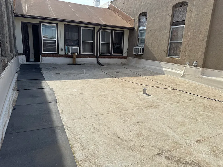 104 1/2 N Main St #A — Photo 11