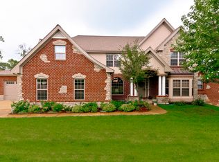 2605 Valley Rd, Chesterfield, MO 63005