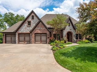11925 Beau Chalet Dr, Bentonville, AR 72713