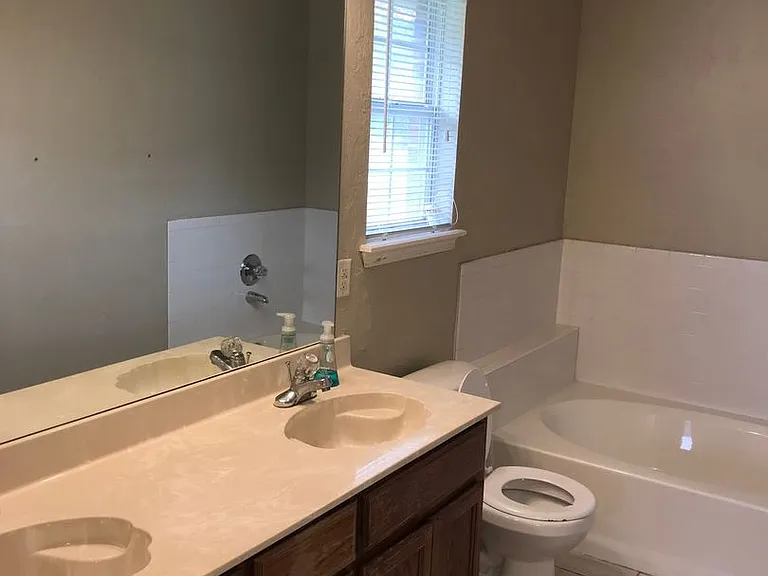 1731 Concord Dr — Photo 7