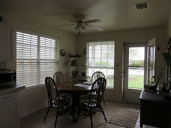4th image of 4037 County Road 770