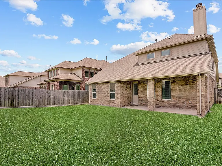 1015 Pink Lily Ln — Photo 25