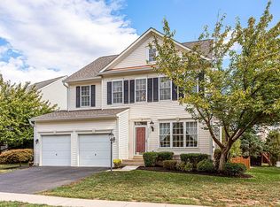 25558 Dabner Dr, Chantilly, VA 20152