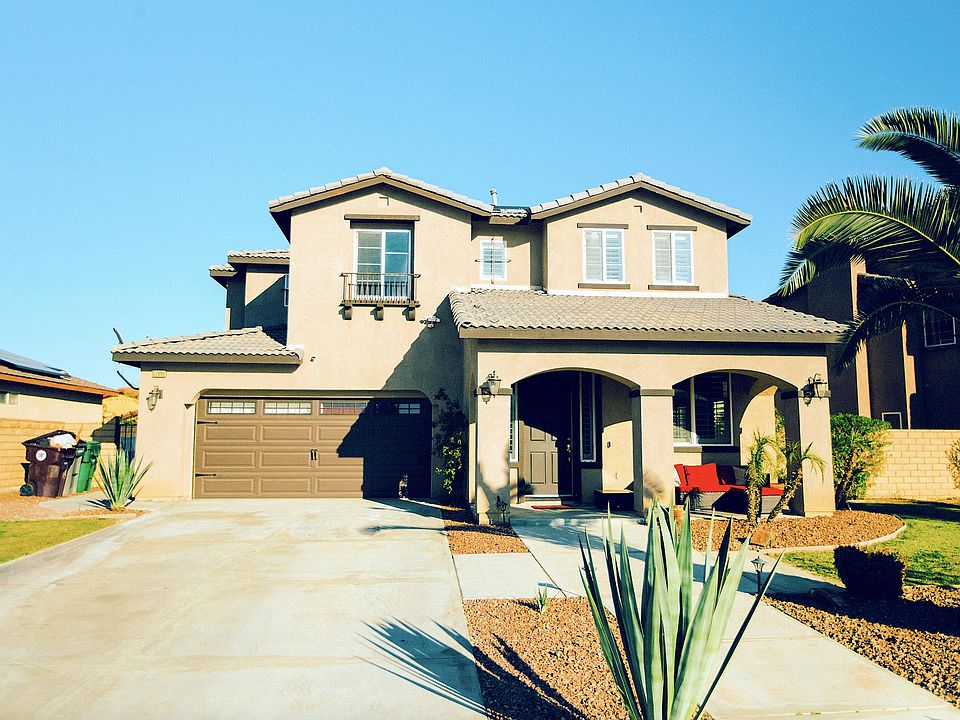1st image of 52890 Calle Diego