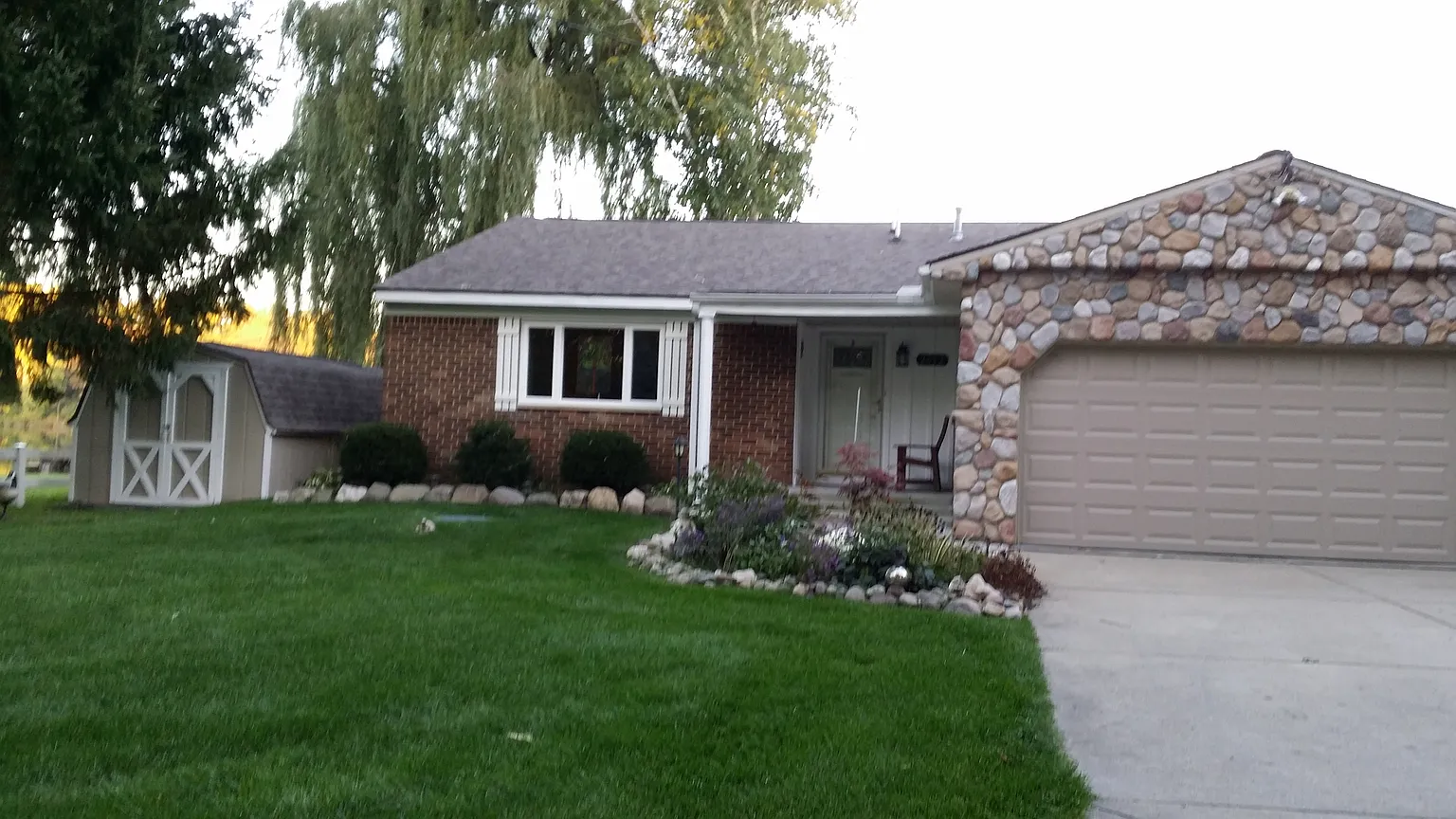 2822 Pallister Dr photo 1
