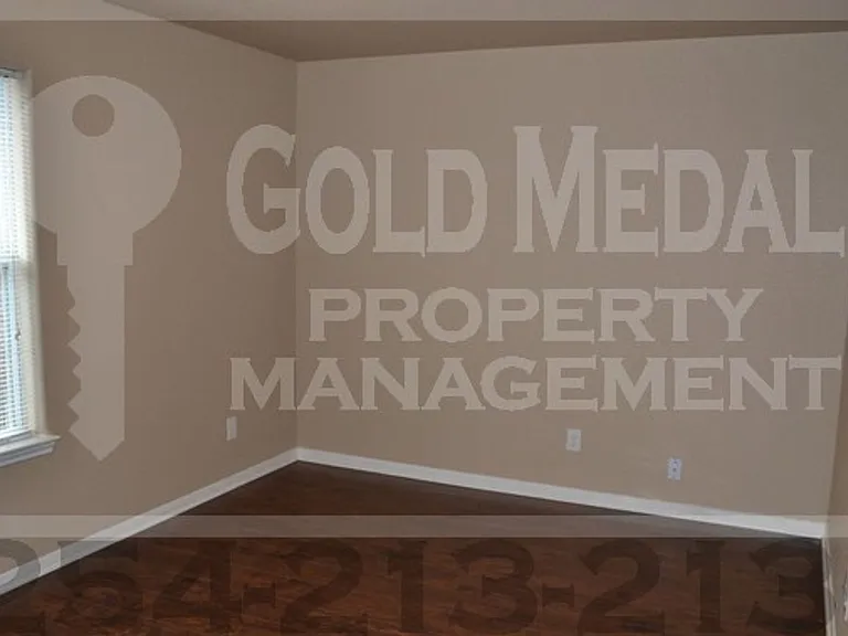 1110 Grace Point Dr — Photo 12