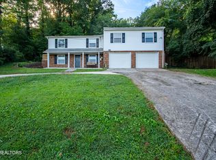 4220 Reed Rd, Louisville, TN 37777