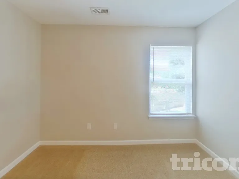501 Sawtooth Oak Dr — Photo 10