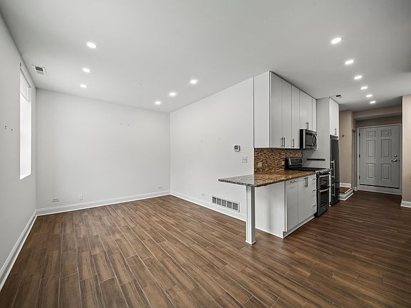 2nd image of 6104 S Ingleside Ave #Ch
