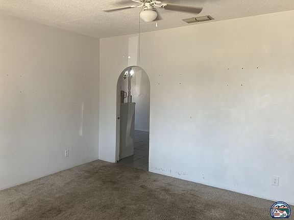2nd image of 943 H St