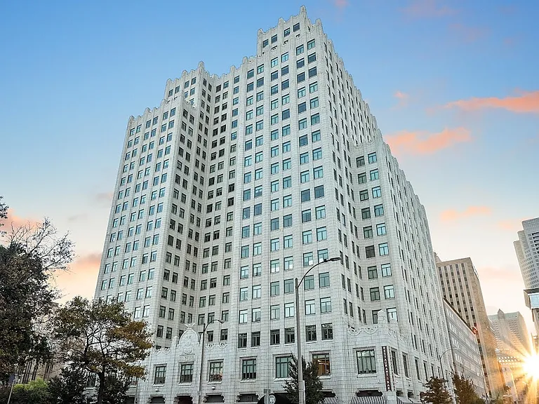 Park Pacific Luxury Apartments — Photo 8