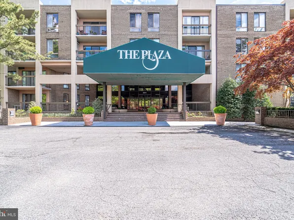 807 N Howard St APT 412, Alexandria, VA 22304