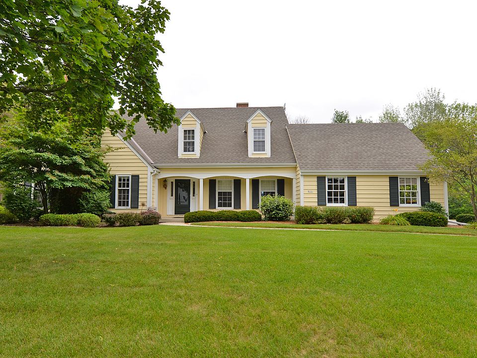 1st image of 9731 N Valley Hill Dr