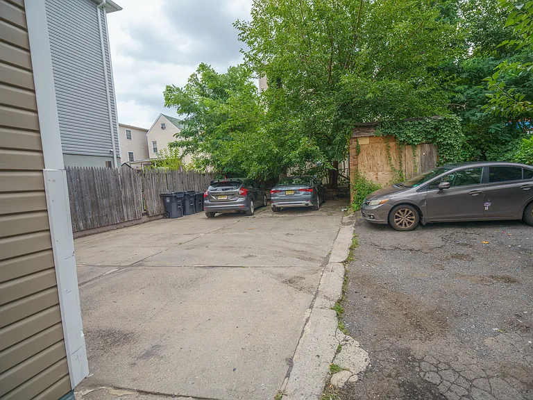 107 Highland Ave #1 — Photo 19