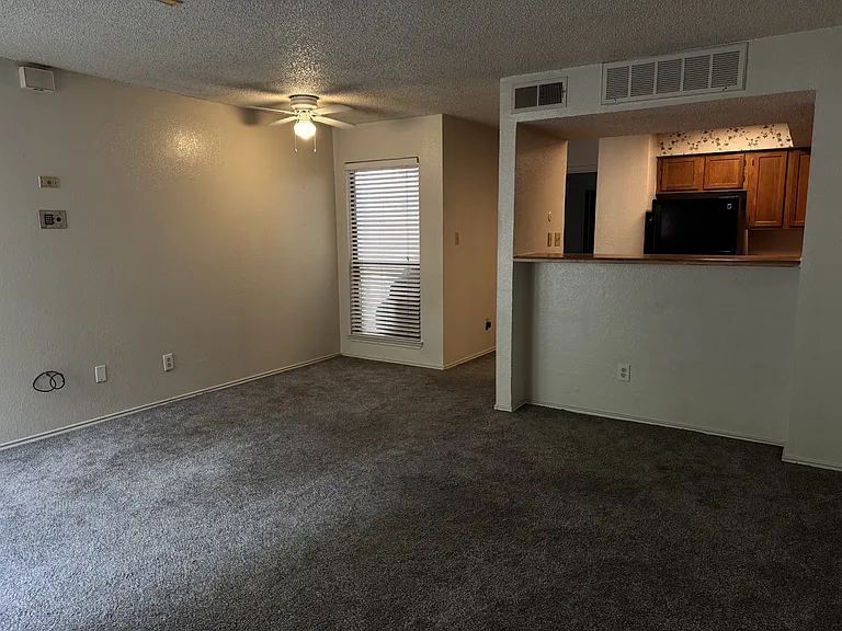 2300 Balsam Dr #G102 — Photo 8