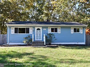 30 Bittern Ln, Bayville, NJ 08721