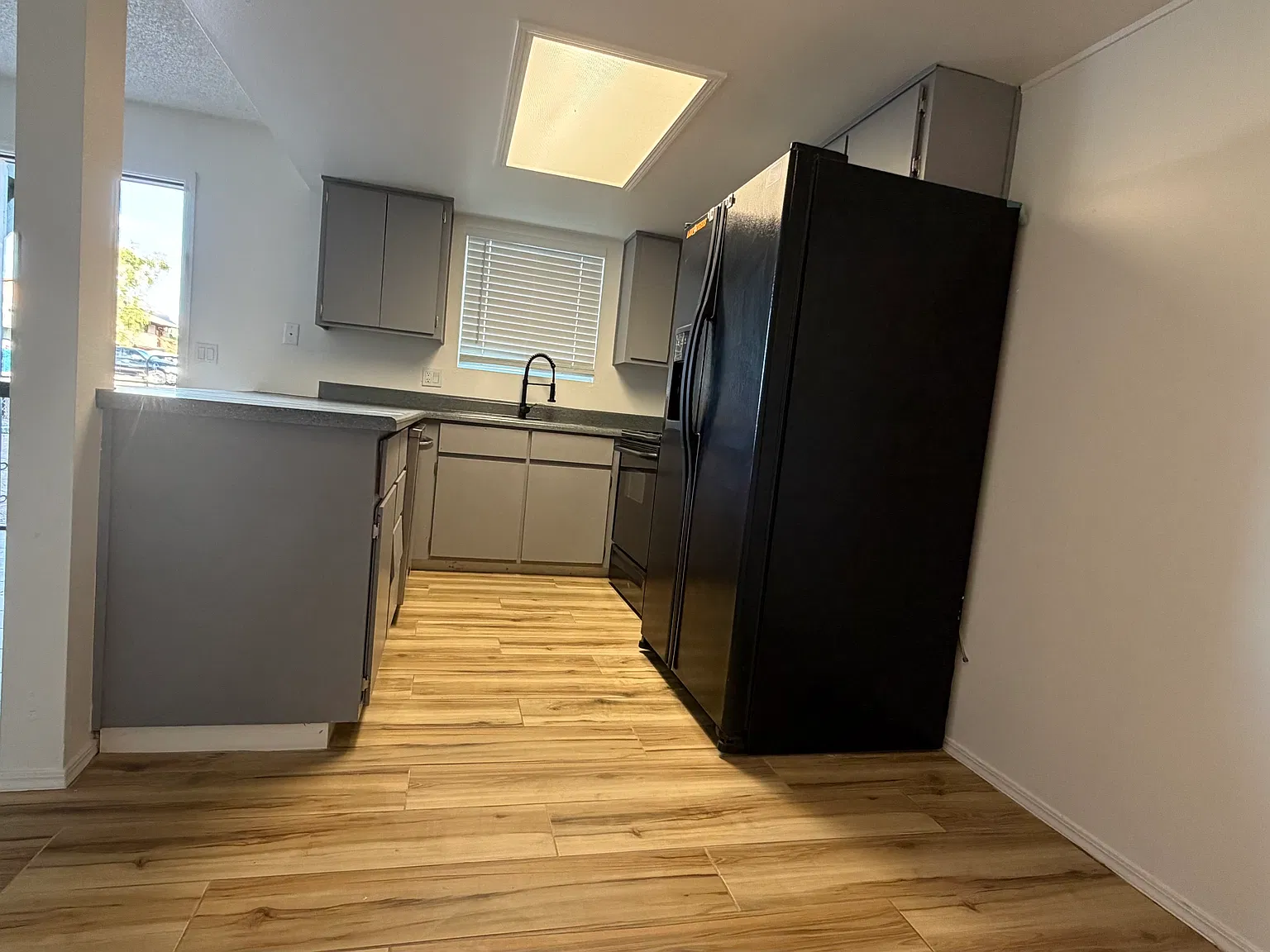 2 bed, 1.5 bath, 675 sqft, $1,200 — Photo 4