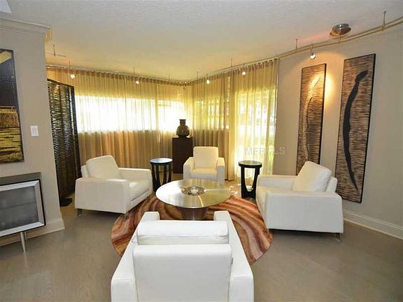 3rd image of 311 Morse Blvd #4-1