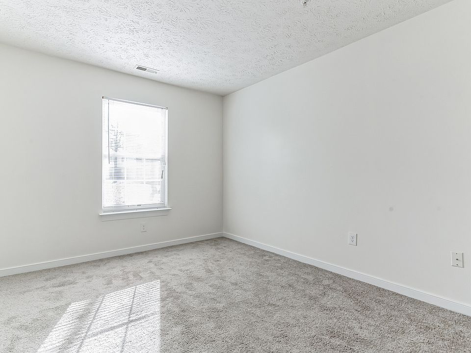 1st image of 2405 Forest Edge Ct #103-1-1