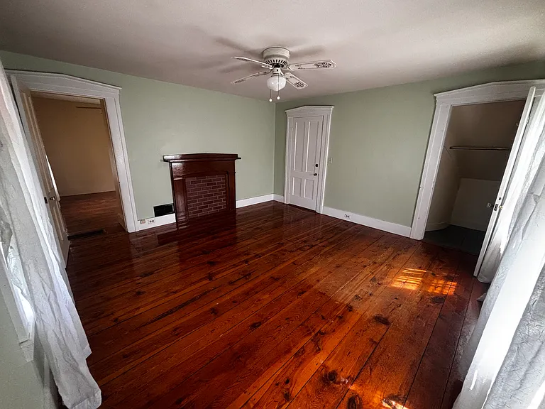 5 Maple St #2 — Photo 2