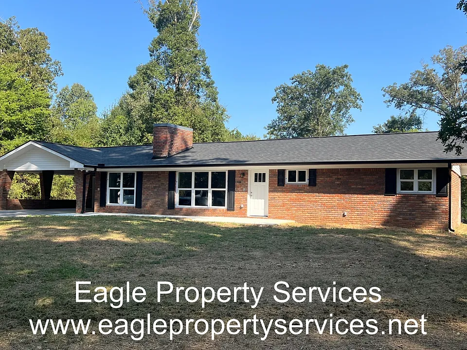 1750 Pleasant Grove Dr NE