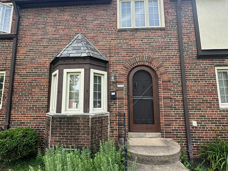 2192 Coventry Rd — Photo 2