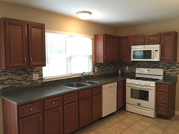3 kitchen_05252016