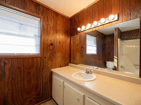 1280-SISTRUNK-3-bathroom_11182025