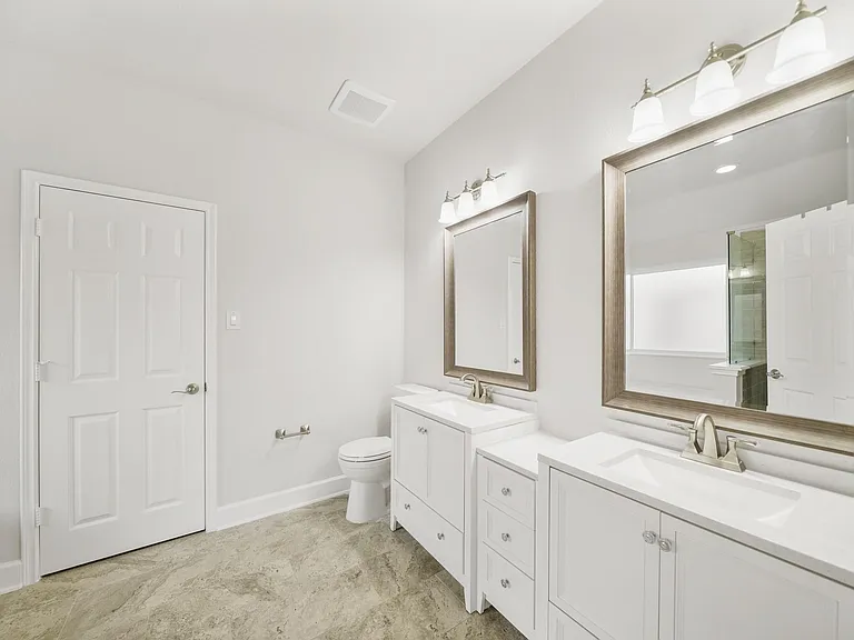2714 Crestbrook Ct — Photo 14