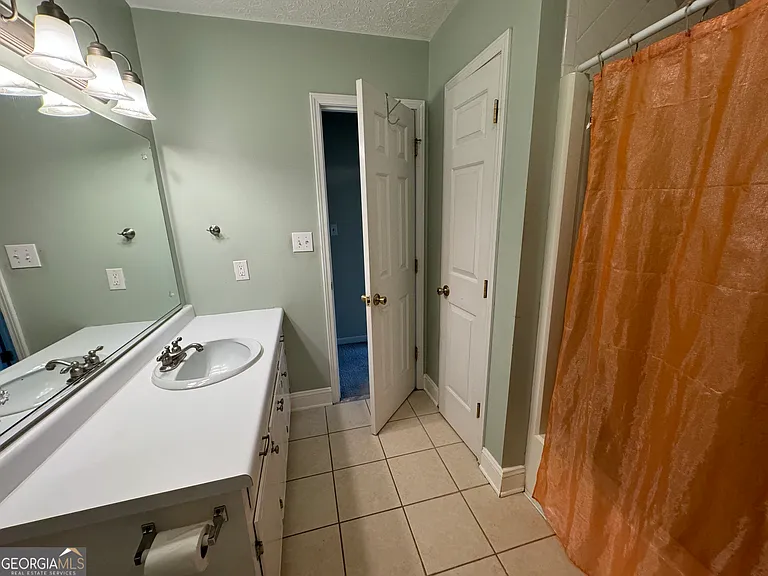 345 Caldwell Cir — Photo 24