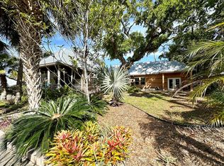 779 2nd St, Cedar Key, FL 32625