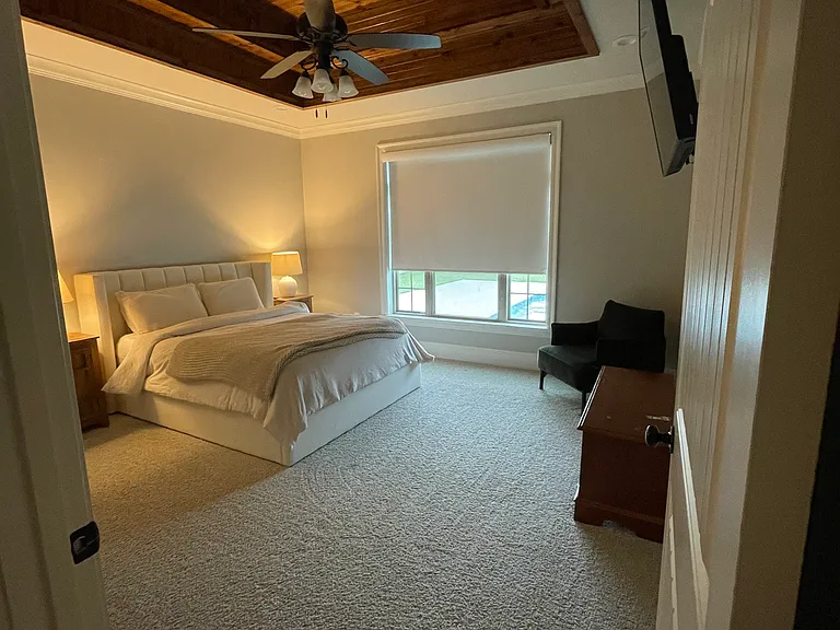 512 Linden Cir — Photo 23