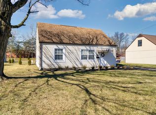 965 Exeter Rd, Columbus, OH 43213