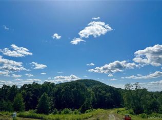 32 Mountainside Drive, Chester, NY 10918