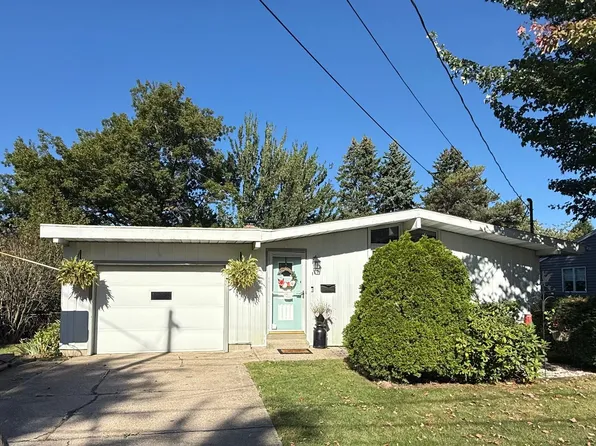 112 Longacre Ave, Erie, PA 16509