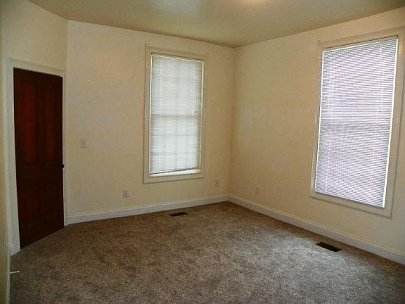 3rd image of 14055 Pike St