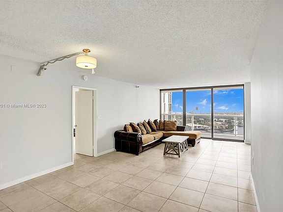 3rd image of 20505 E Country Club Dr APT 1734