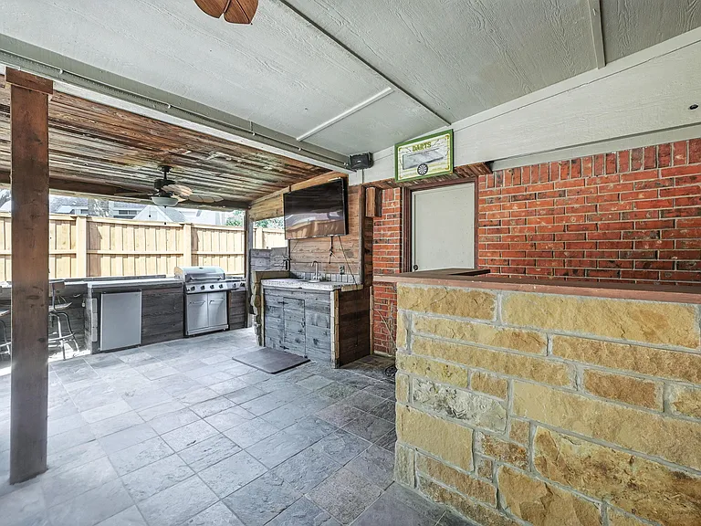 Outdoor Grill, Mini Fridge, TV & Bar