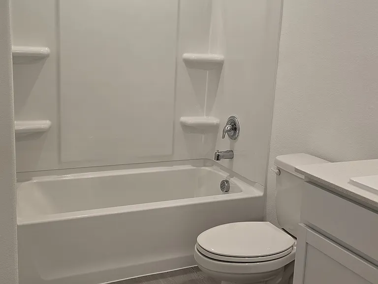 7916 Rutherford Ln — Photo 16