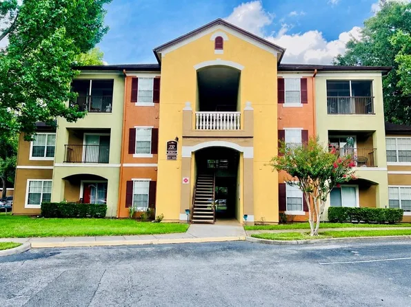 737 Crest Pines Dr APT 612, Orlando, FL 32828