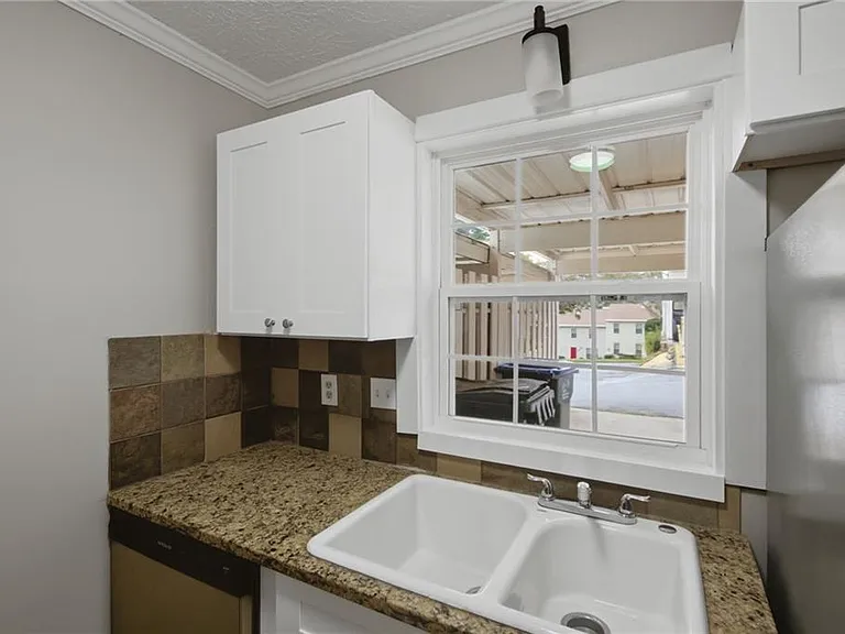 218 Mill Creek Pl — Photo 6