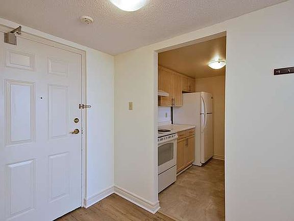 4th image of 1510 Richmond St #311